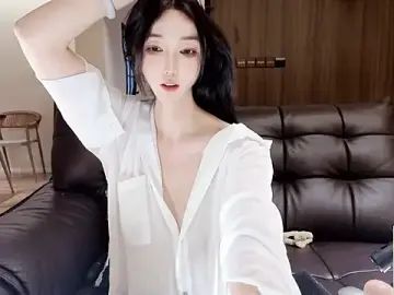 Stripchat Free Live Porn of -Aricia-