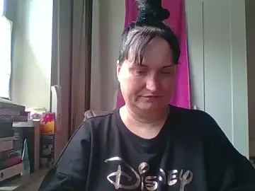 Stripchat Sex Cam of _squirty_cum_lady_