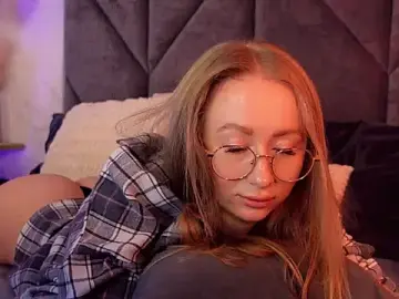 Stripchat Sex Cam of VictoriaLights