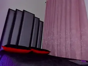 Stripchat Live Sex Cam of Vaioleth-23