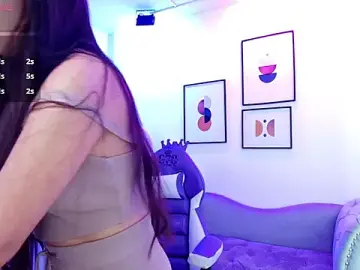 Stripchat Nude Webcam of Ema_louis_