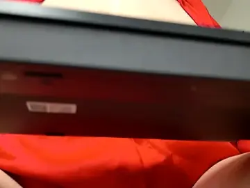 Stripchat Nude Webcam of Renattasweetboobs
