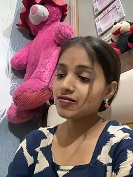 Stripchat Live Sex Cam of Sy_Shrishti