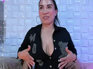 Stripchat Adult Webcams of AmberJoyMilf