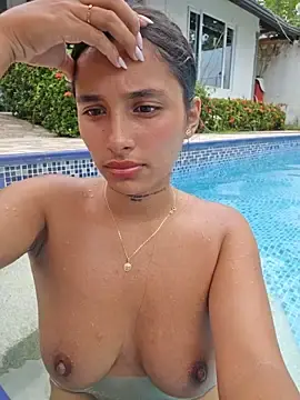 Stripchat Sex Cam of Lorena_Mcfly