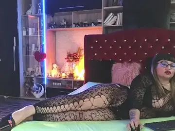 Stripchat Sex Cam of SeductiveCeline