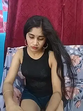 Stripchat Adult Webcams of Naughty_Kiara_