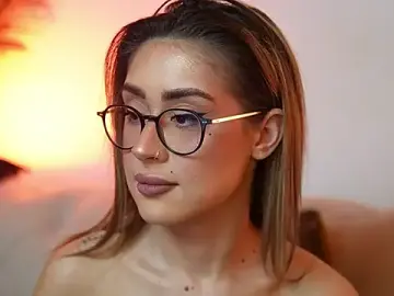 Stripchat Live Sex Cam of AileenKiss