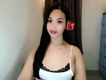 Stripchat Adult Webcam of Webcumcutie
