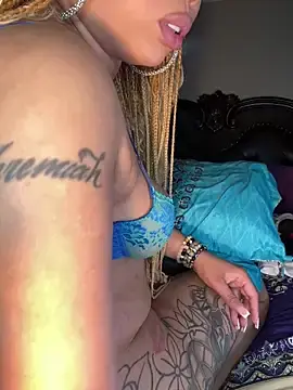 Stripchat Adult Webcams of RenaThickAss