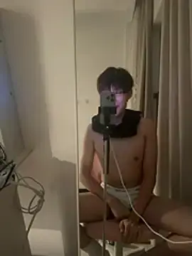 Stripchat Live Sex of Ethan_64724