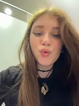 Stripchat Free Live Porn of lucy-joy