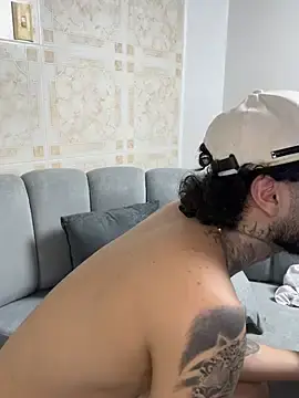 Stripchat Best live sex cam show of pablo_veelez