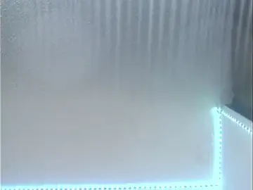 Stripchat Watch Live Sex Cams of lorenitha_20