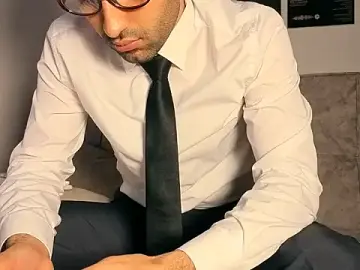 Stripchat Sex Cam of Justdavid_