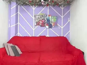 Stripchat Live Porn of DAHNE_HOT_