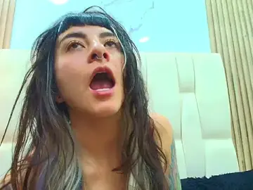 Stripchat Live Sex of Naughty_Kittenm
