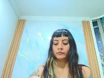 Stripchat Adult Webcam of Naughty_Kittenm