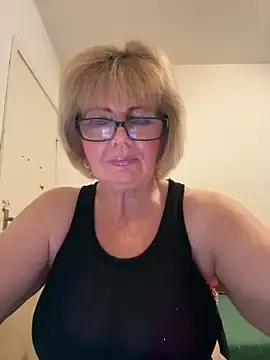 Stripchat Adult Video Chat of AngelBlonda