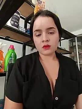 Stripchat Live Porn of Julieth_hot-69