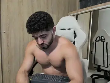 Stripchat Free Porn Cam of Thiago_moretti