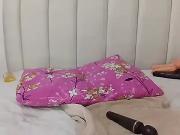 Stripchat Free Porn Cam of Darksweetass