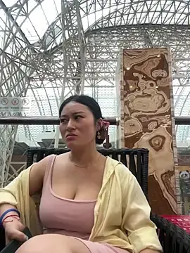 Stripchat Sex Chat of Yolanda9