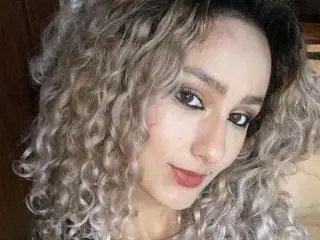 Xlovecam Live Porn of ElenaSaenz