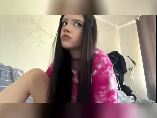 Xlovecam Nude Webcam of LaineNewmon