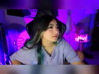 Xlovecam Free Live Porn of BlueSkarlet