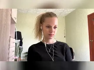 Xlovecam Free Live Porn of LillianaWhang