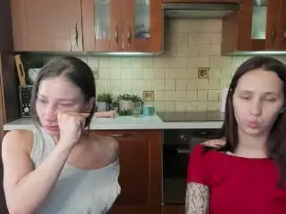 Xlovecam Nude Webcam of HotCaramelsTrio