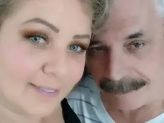 Xlovecam Live Porn of WildLatinCouple