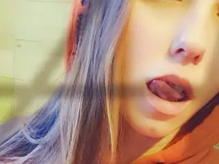 Xlovecam Free Porn Cam of DorrieAnn
