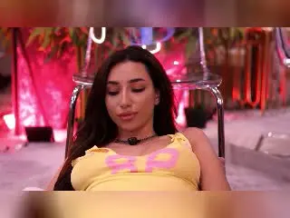 Xlovecam Sex Cam of RamiraRowa