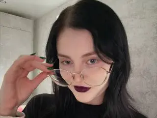 Xlovecam Adult Video Chat of MakedaRiedell