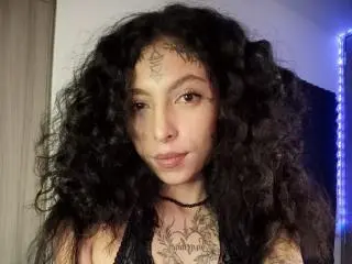 Xlovecam Live Sex of LaurieRzz