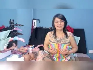 Xlovecam Nude Webcam of DonnaJones