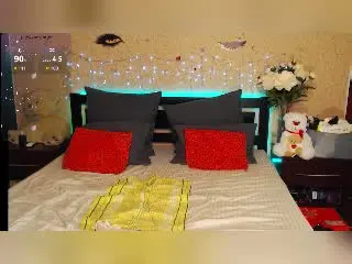 Xlovecam Nude Webcam of SweetLipsJenny
