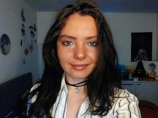 Xlovecam Watch Live Sex Cams of HottWetPussy69