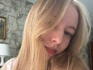 Xlovecam Adult Webcams of OraliaBeecken
