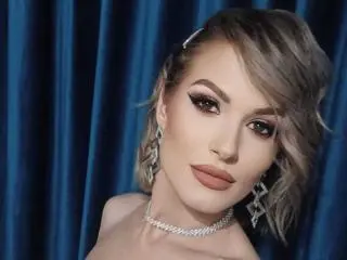 Xlovecam Live Sex of JoyfullRose