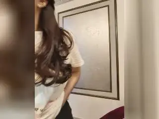 Xlovecam Live Sex Cam of IrisBlair