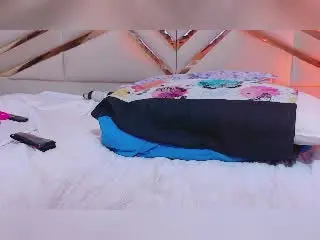 Xlovecam Live Sex of MissFoster
