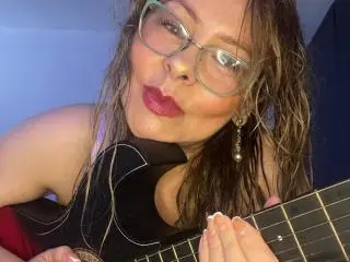 Xlovecam Watch Live Sex Cams of MiaAmoretti