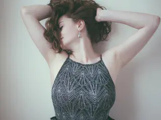 Xlovecam Adult Video Chat of ChicEva