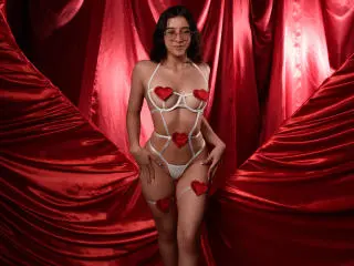 Xlovecam Free Porn Cam of Paulla69x