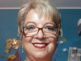 Xlovecam Watch Live Sex Cams of QueenPammy