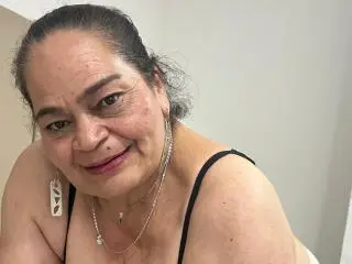 Xlovecam Adult Video Chat of QueenMatturex