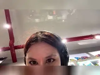 Xlovecam Adult Video Chat of TameikaVannoy